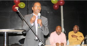 አቶ አበበ ቦጋለ ንግግር ሲያደርጉ