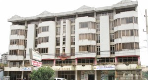 ከፍተኛ ዋጋ ያለው የሊዝ መብት በተጭበረበረ መንገድ በማሸጥ የተጠረጠሩ ባልና ሚስት ታሰሩ