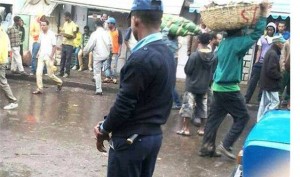Drama in Addis Ababa as police discovered two “hand grenades” at busy market place.
