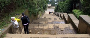 ቴዲ አፍሮ – በሁለት ጽንፎች