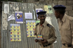 አዲስ አበባ ውስጥ ሌሊት የሚለጠፉ ወረቀቶችን ተከትሎ ውጥረት ነግሷል