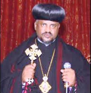 አባ ፋኑኤል ራሳቸውን ወጉ