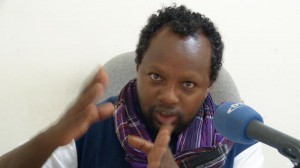 ተመስገን “ሰባት ስምንት ፖሊሶች” ከብበውት ወንድሙ አየው