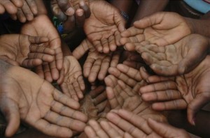 ችጋር በሰው ዘር ላይ የሚፈጸም ወንጀል ነው