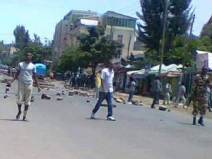 በጎንደር ሕዝባዊ አመጽ ለመቀስቀሱ መሠረታዊው ምክንያት ወያኔ በሕዝቡ ላይ ለ25 ዓመታት የፈጸመው ግፍ ነው!
